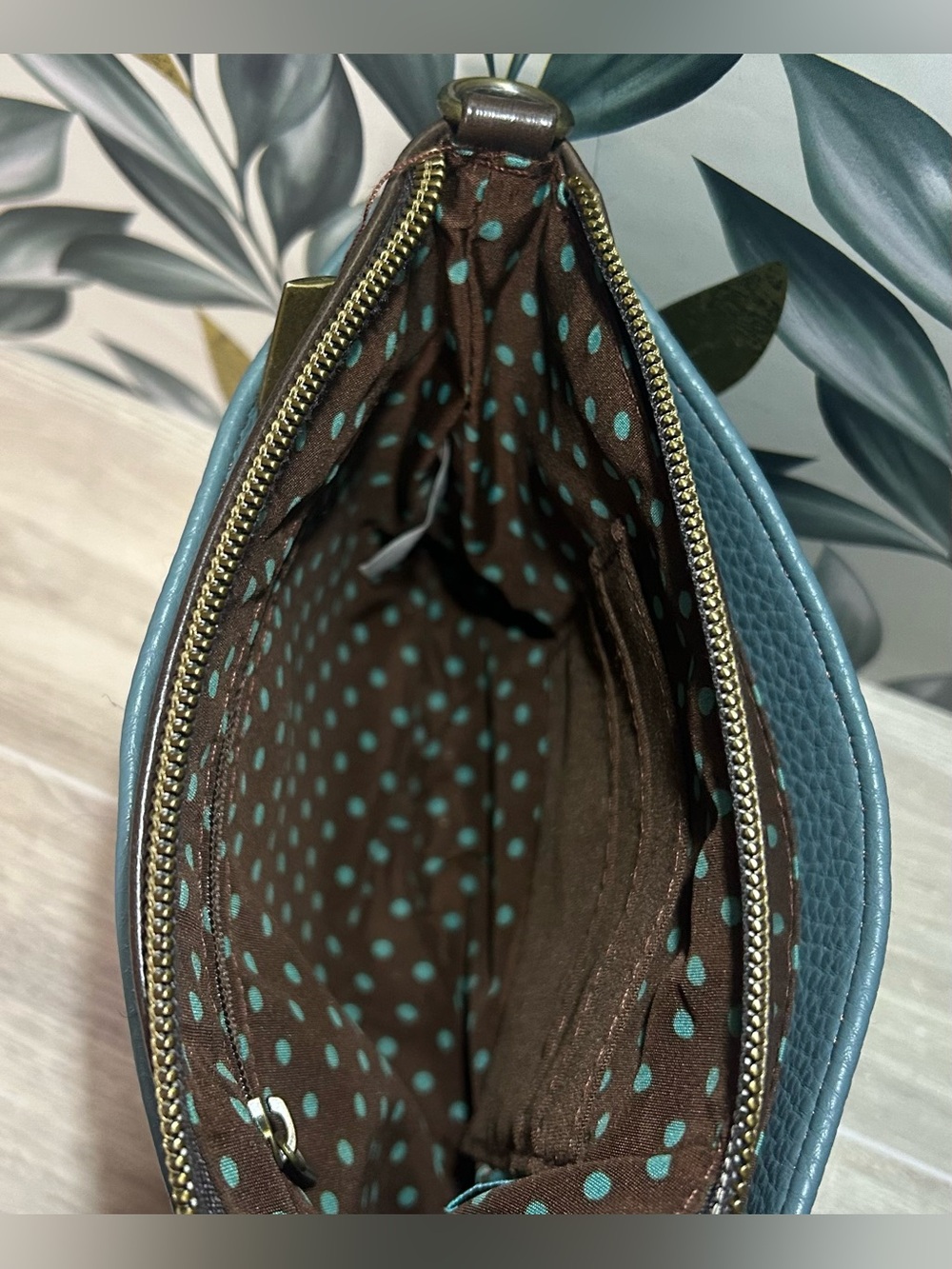 CHALA Fat Cat/Tuxedo Cat Mini Crossbody Bag - Picture 8 of 12
